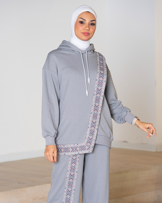 assymetric embroidery tracksuit