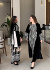 2-piece abaya in silver & pink